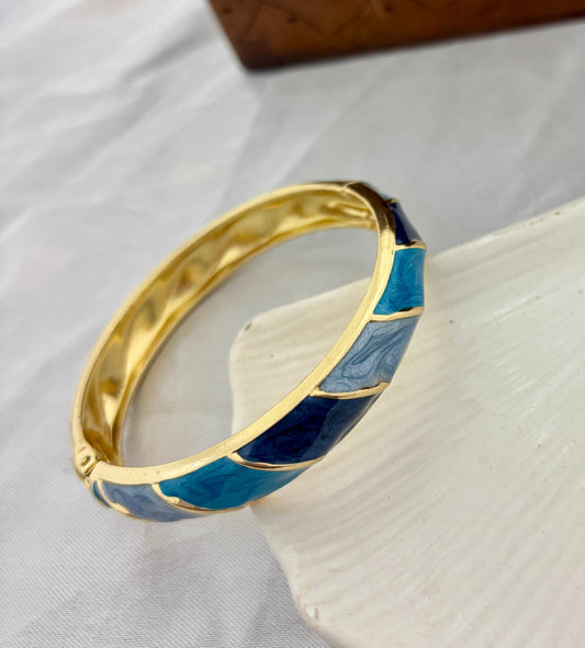 Thick Curve Rectangle Blue Enamel Kada Bangle