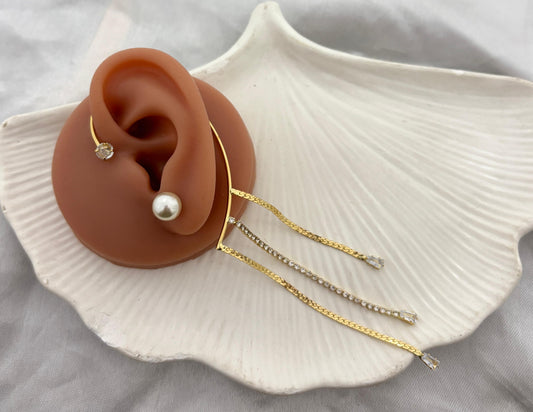 Heart Pearl Diamond Dangling Earcuff (Single Ear)