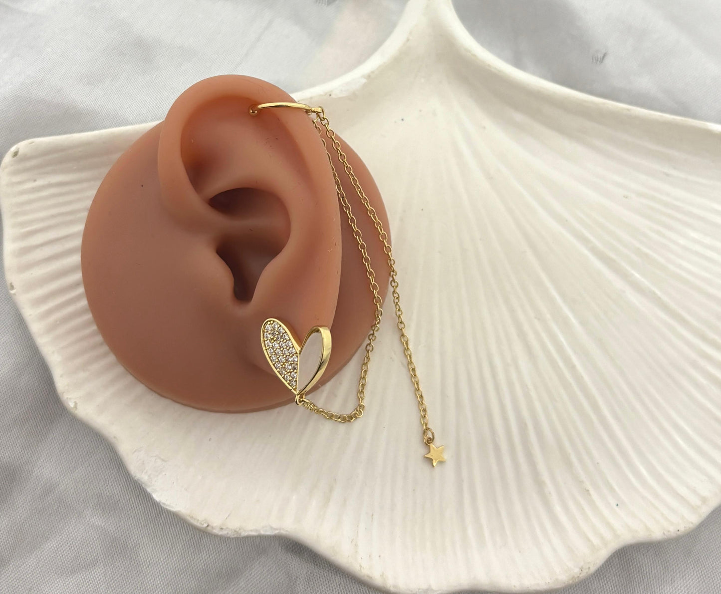 Heart Star Dangling Earcuff (Single Ear)