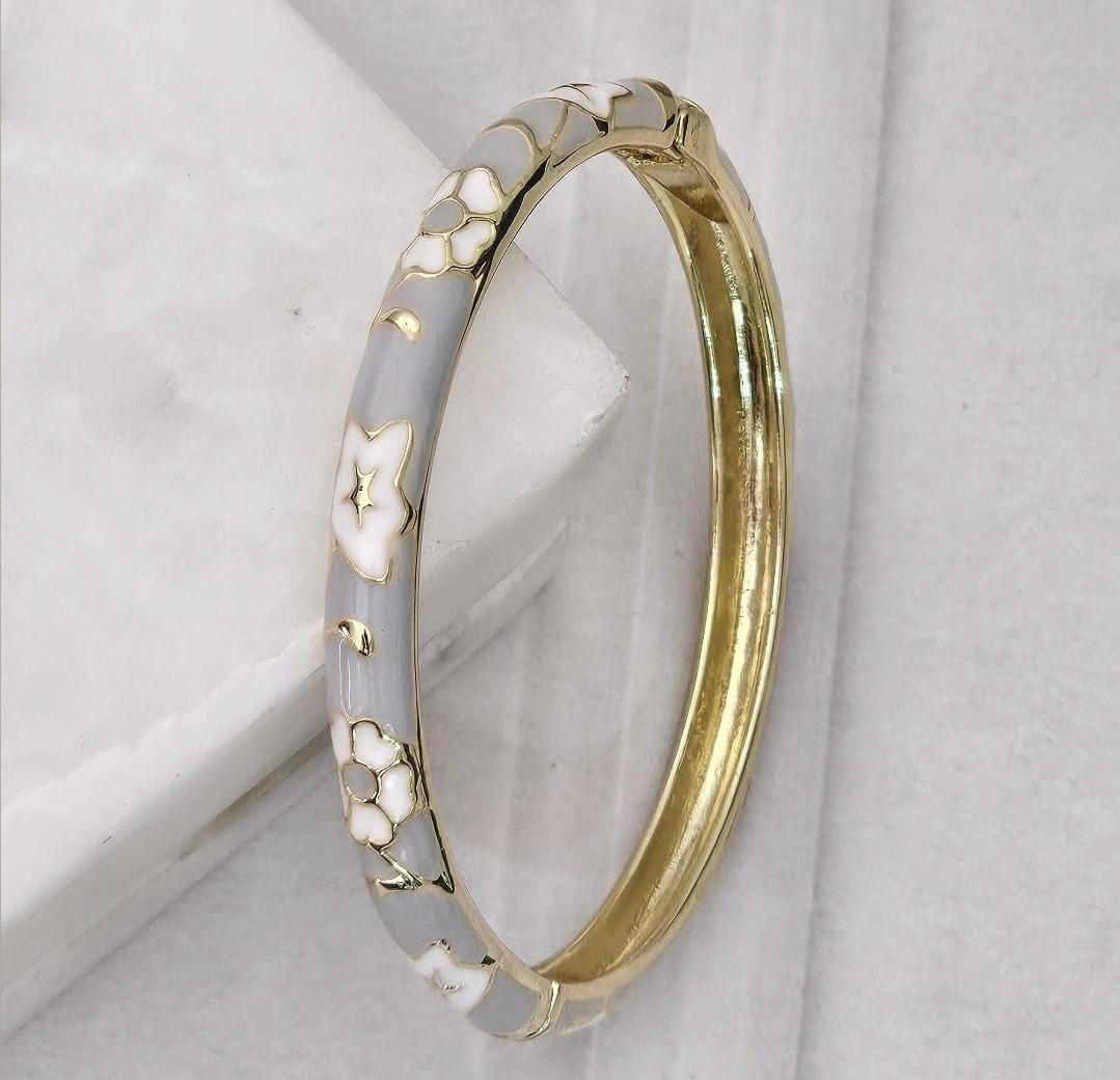 Women Anti Tarnish Enamel Floral Openable Kada Bracelet