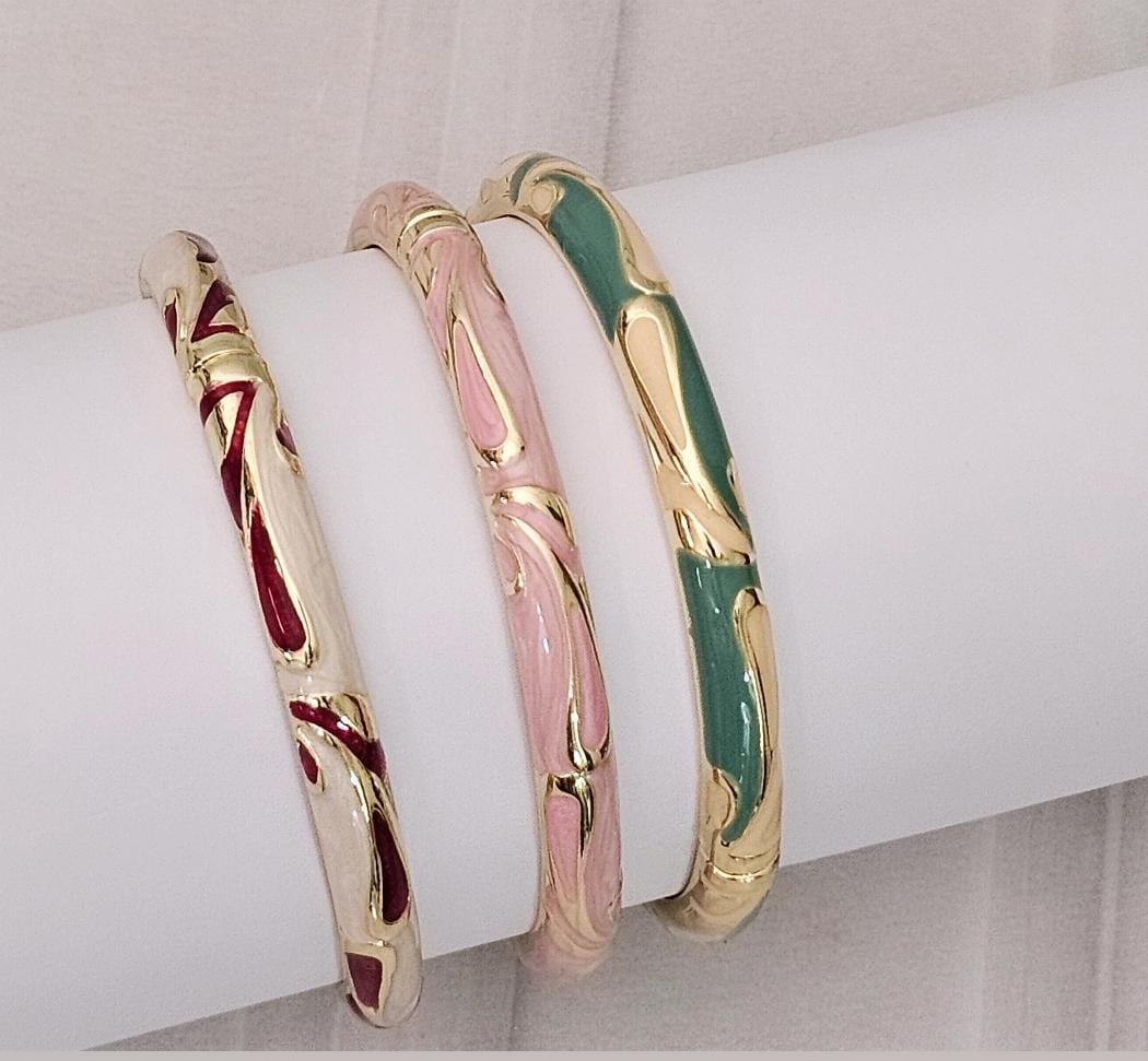 Women Anti Tarnish Enamel Designer Openable Kada Bracelet