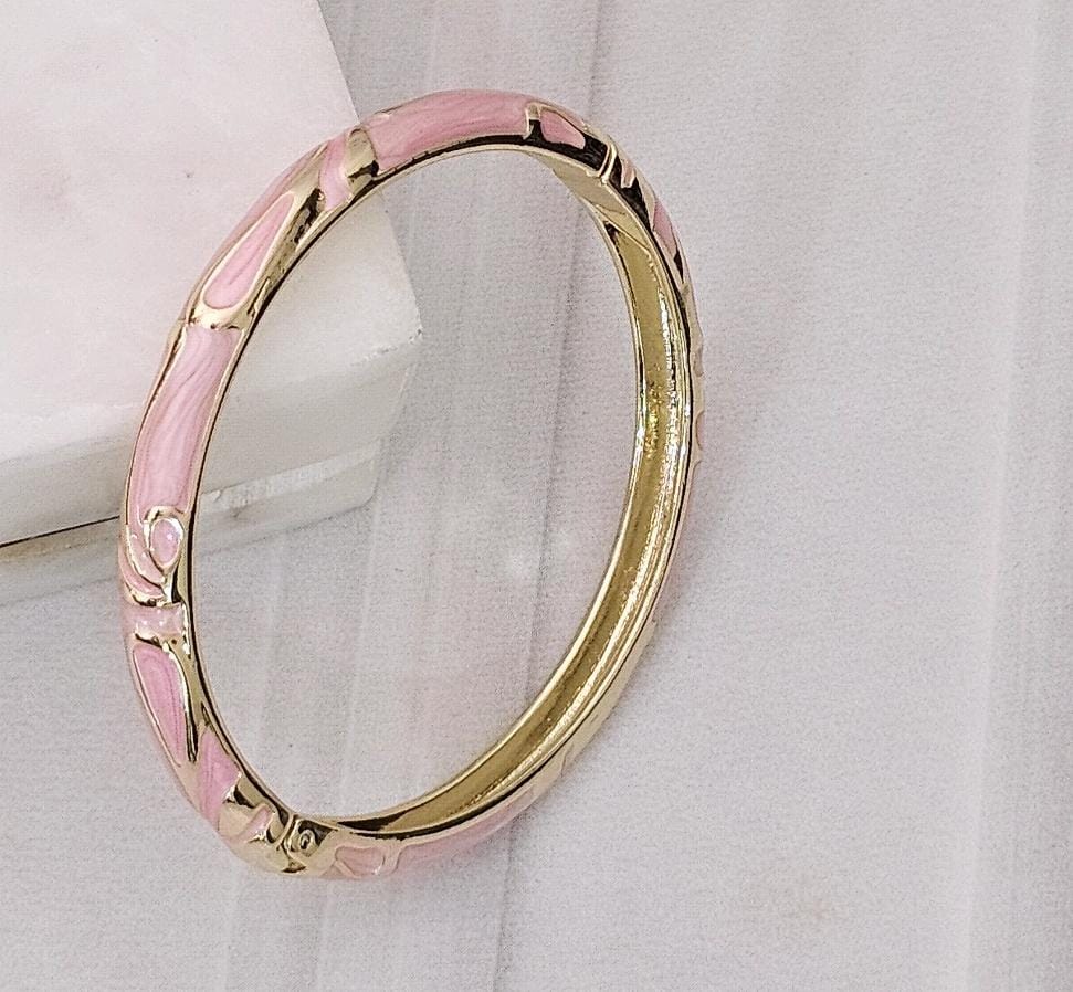 Women Anti Tarnish Enamel Designer Openable Kada Bracelet
