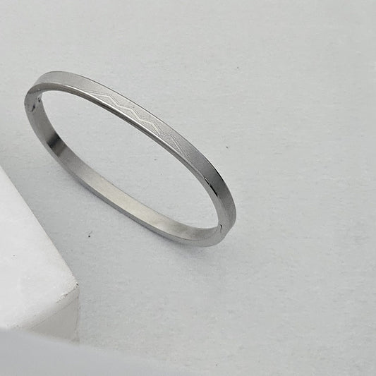 Elegant Minimal Kada Bracelet (Anti Tarnish) (Small Size)