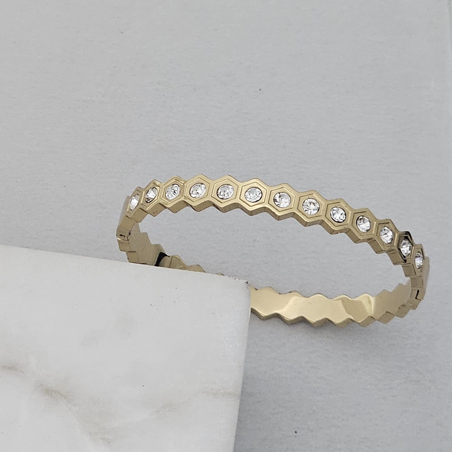 Golden Hexagon Diamond Bracelet (Anti Tarnish) (Small Size)