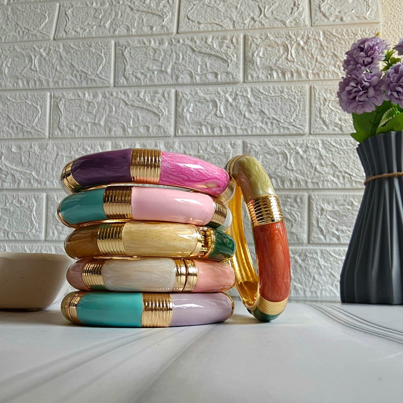 Women Elegant Enamel Kada Bracelet