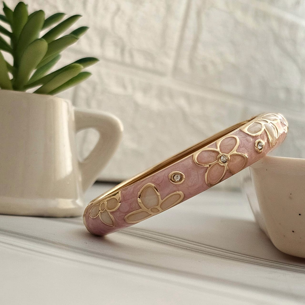 Women Thick Floral Enamel Kada Bracelet