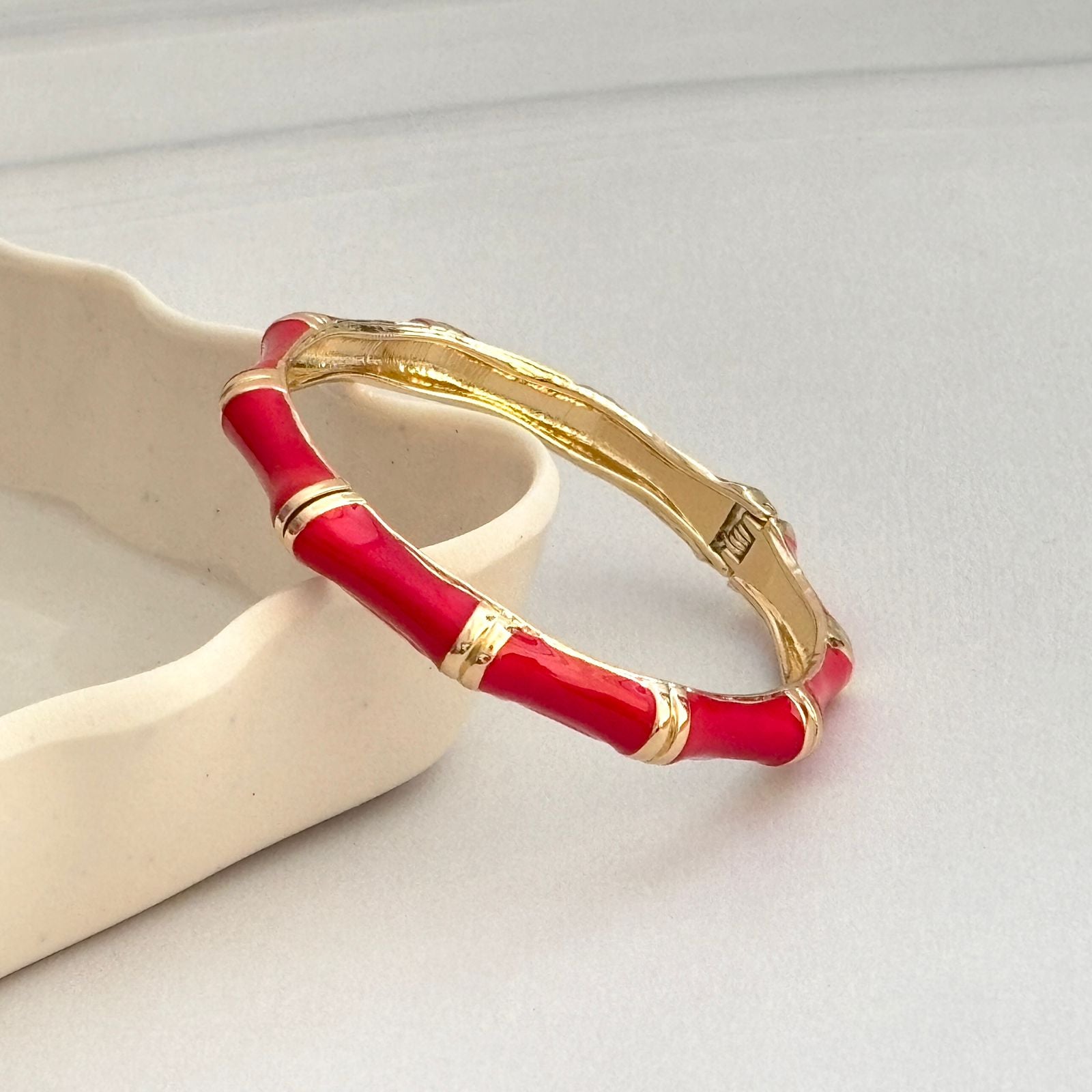 Women Bamboo Style Enamel Kada Bracelet - Nimé By Shop Trendys
