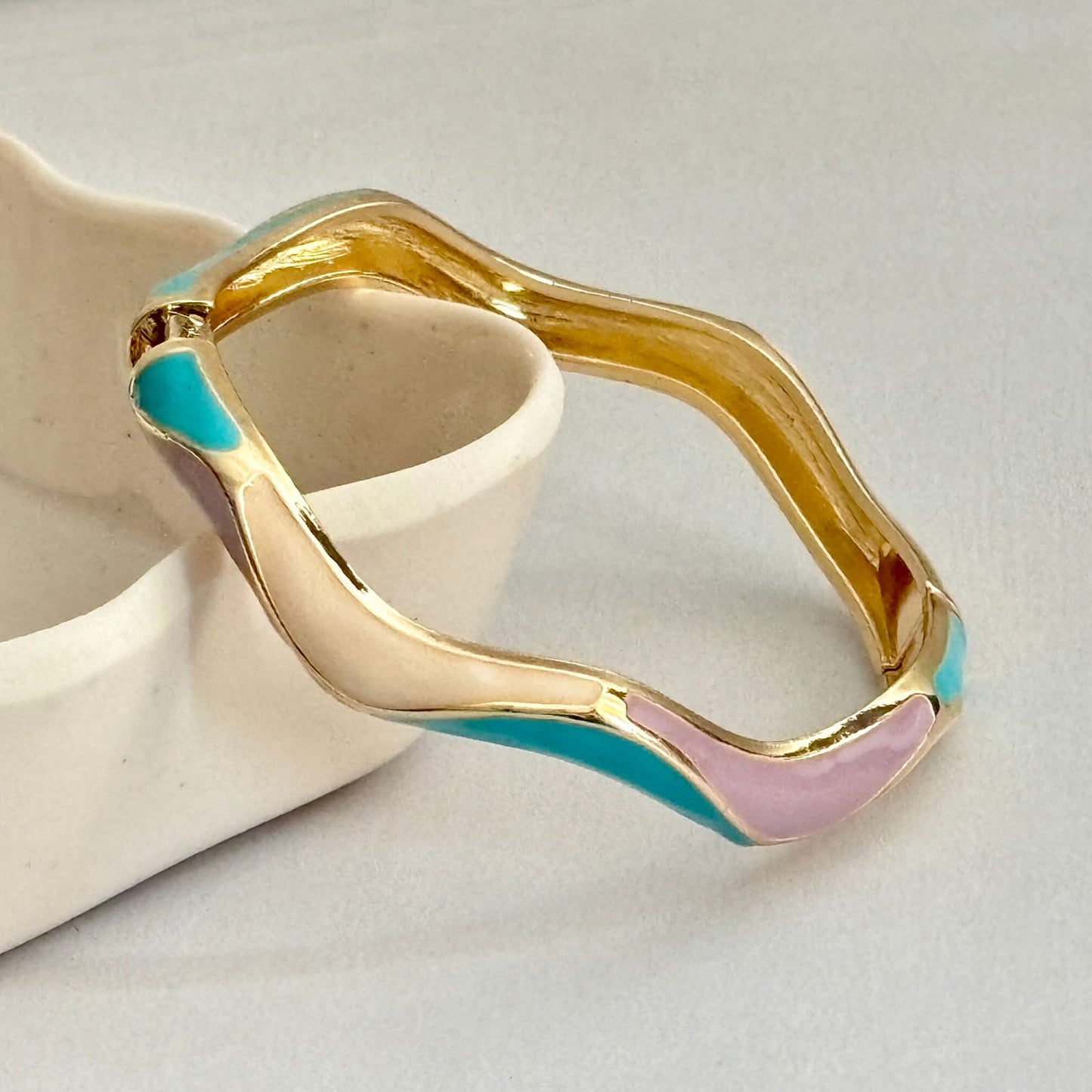 Women Curve Enamel Kada Bracelet