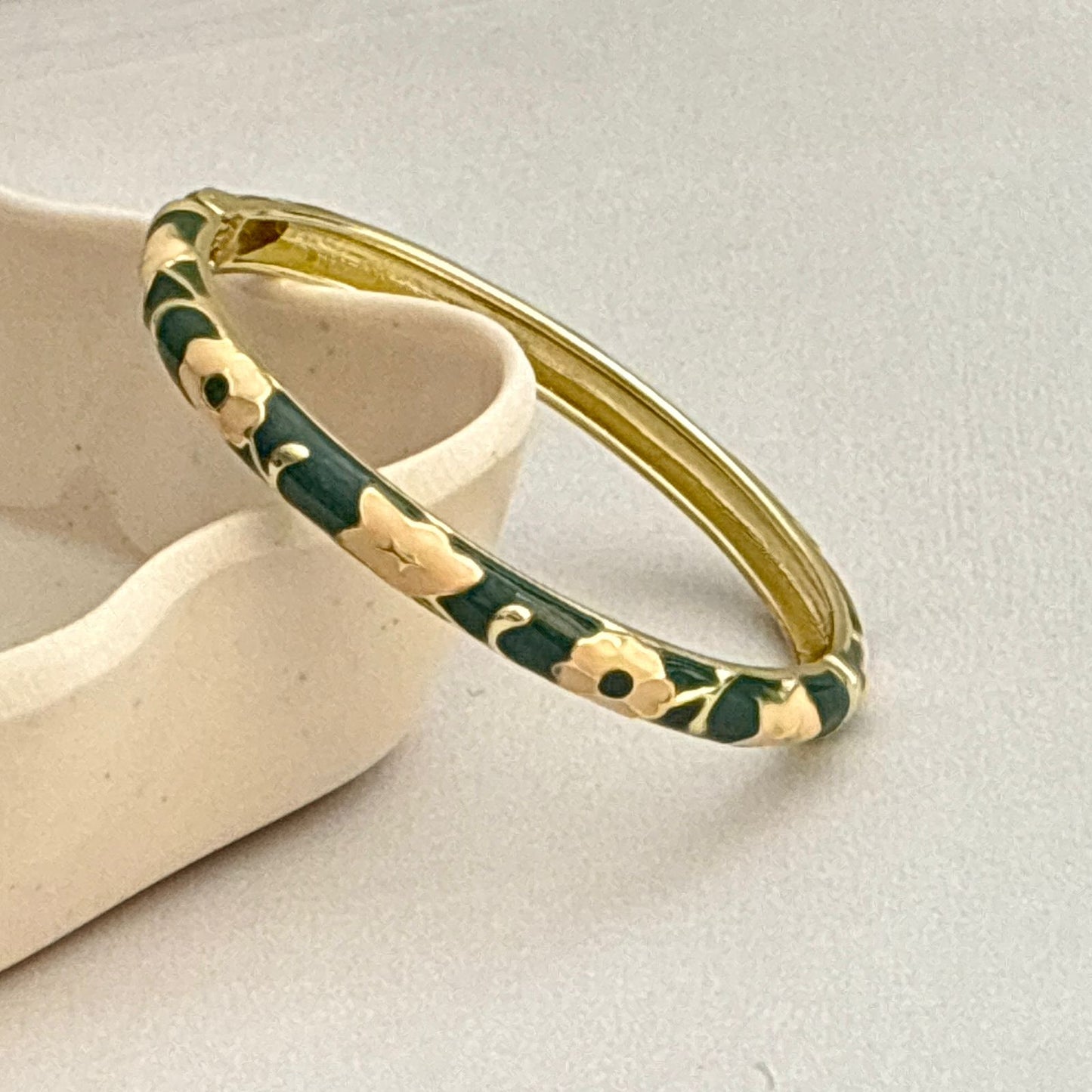 Women Olive Flower Kada Bracelet