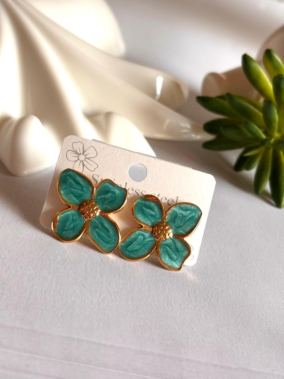 Women Enamel Elegant Flower Earring