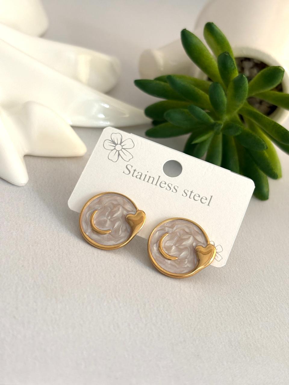 Women Enamel Heart Moon Earring