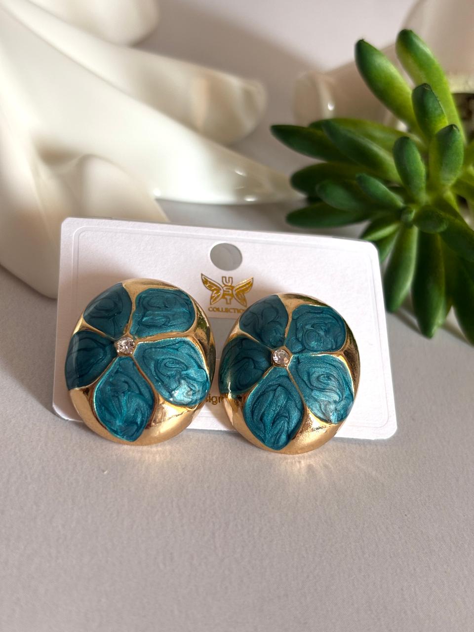 Women Enamel Embossed Flower Earring