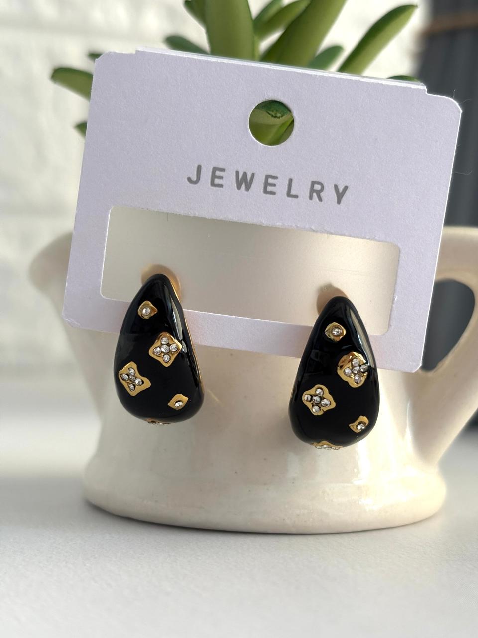 Women Enamel Diamond Studded Drop Earring