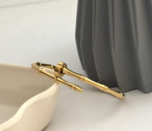 Women Golden Bamboo Nail Kada Bracelet (Anti Tarnish)