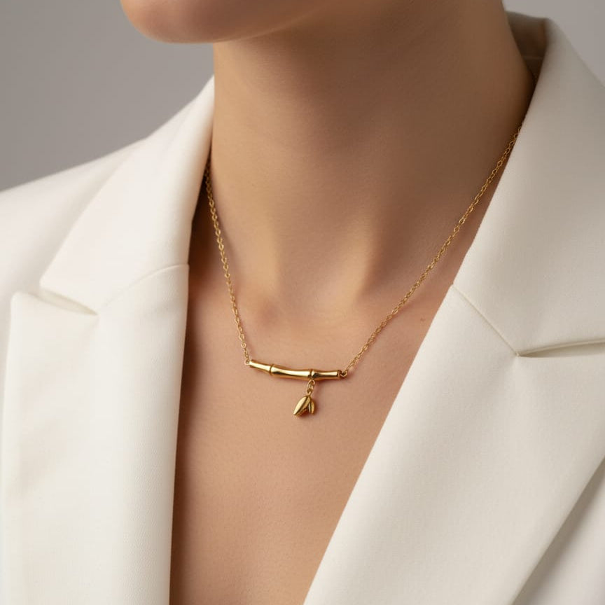 Women Curve Bamboo Necklace (Anti Tarnish)