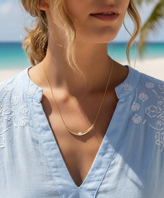 Women Curve Pearl U Necklace (Anti Tarnish)