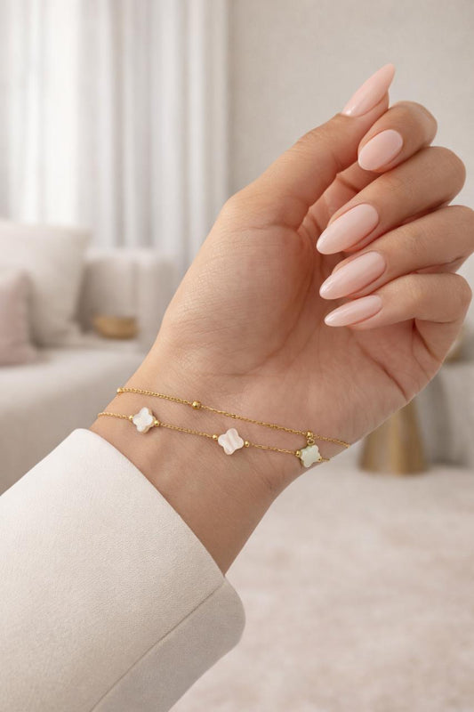 White Clove Coloured Layered Bracelet - Anti Tarnish - Nimé By Shop Trendys
