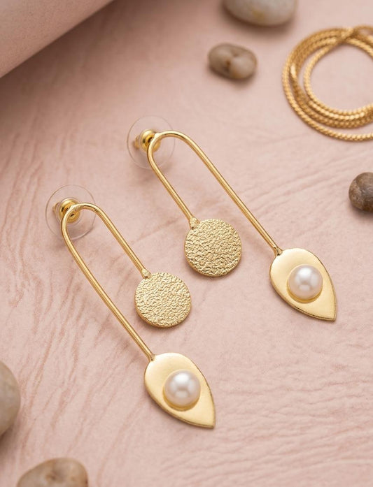 Golden Drop Pearl Earrings - Nimé By Shop Trendys
