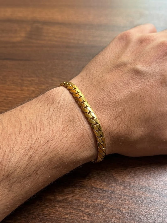 Men Golden Flat Chain Bracelet (Anti Tarnish) - Nimé By Shop Trendys