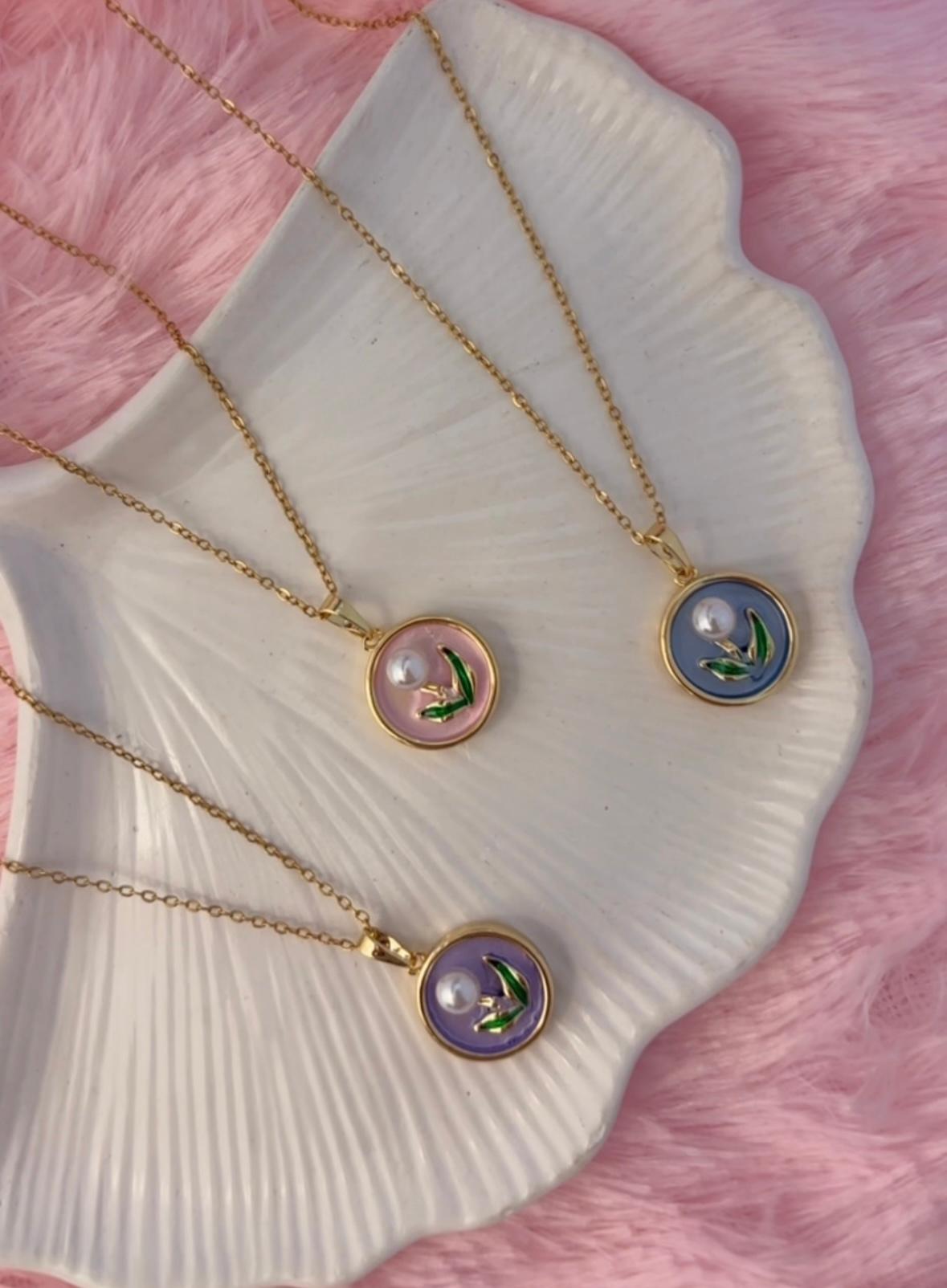 Galaxy Pearl Flower Golden Women Necklace (Stainless Steel)