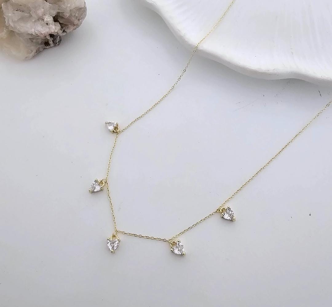Sparkling Hearts Pendant Women Necklace (Anti Tarnish)