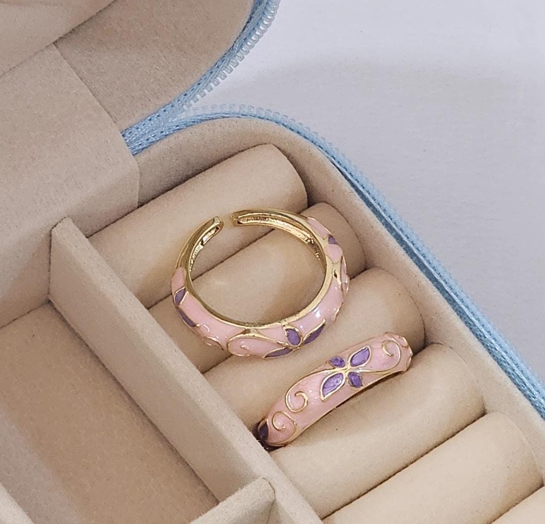 Floral Enamel Ring - Adjustable