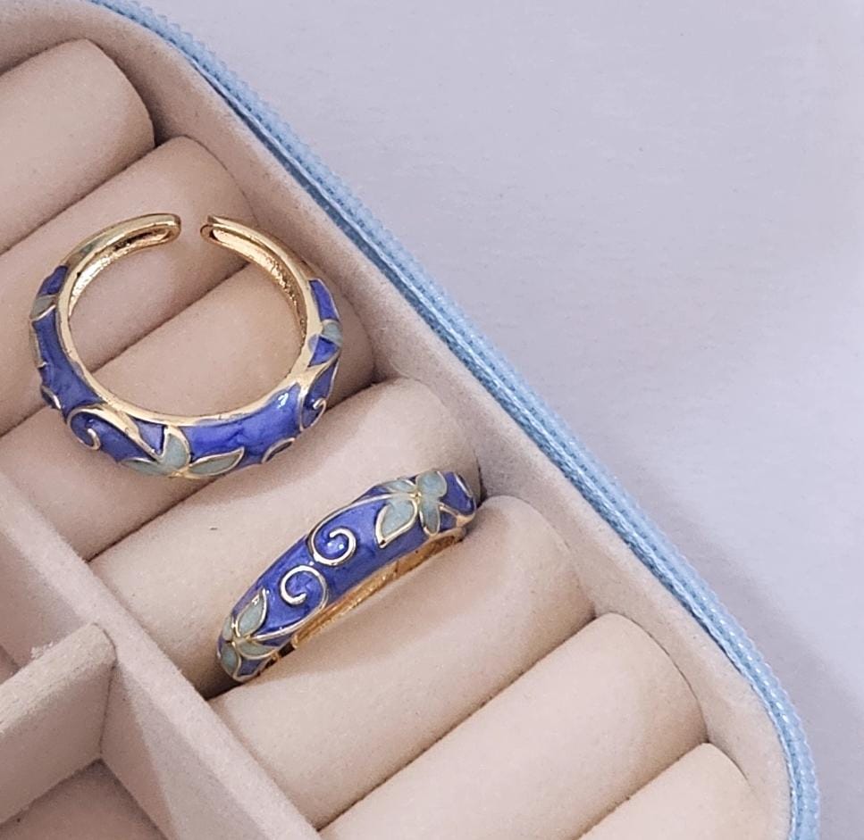 Floral Enamel Ring - Adjustable
