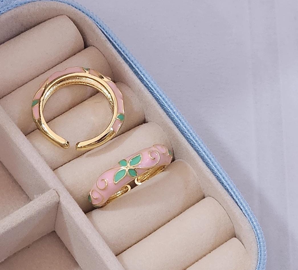 Floral Enamel Ring - Adjustable