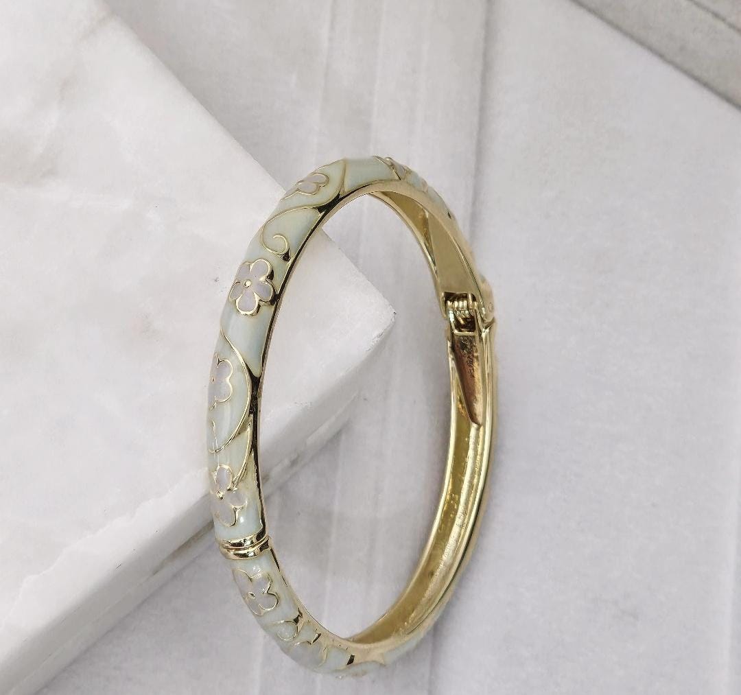 Women Anti Tarnish Enamel Floral Openable Kada Bracelet