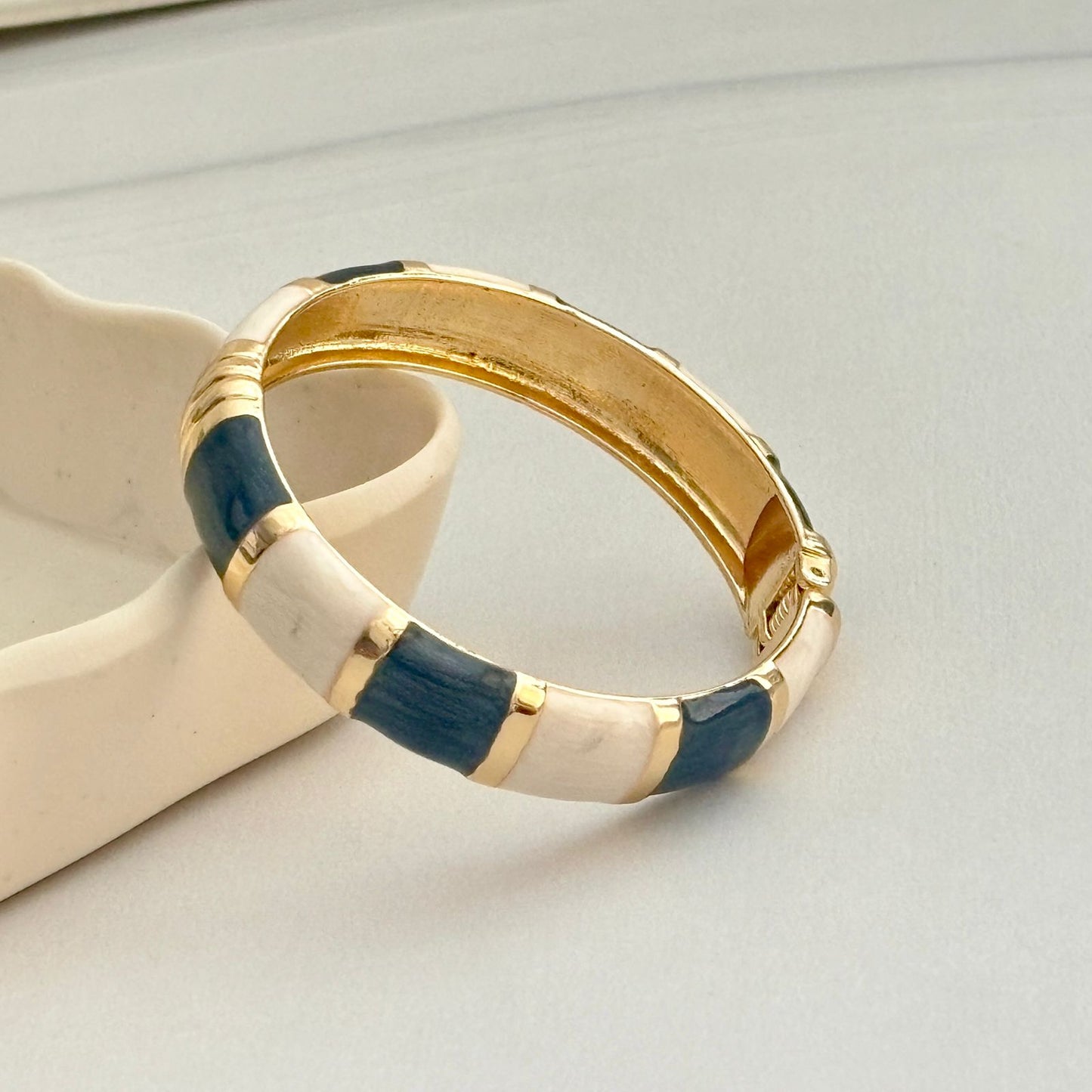 Women Thick Block Enamel Kada Bracelet