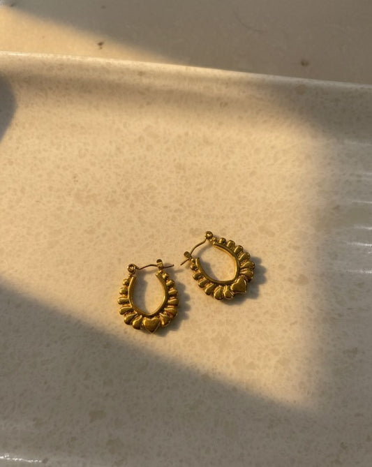 Women Golden Heart Wings Bali Halo Earring (Anti Tarnish)